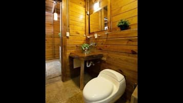 Family Bungalow, Balcony, Beach View | Bathroom | Towels, soap, shampoo, toilet paper