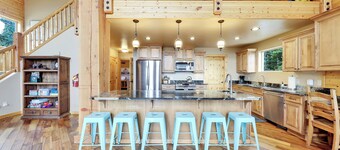 Aspen Lodge in Brian Head - Sleeps up to 25!