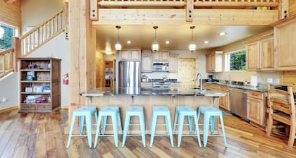 Aspen Lodge in Brian Head - Sleeps up to 25!