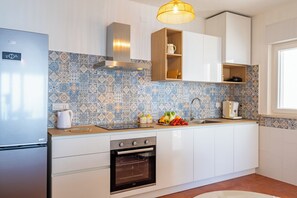 Fridge, oven, dishwasher, electric kettle