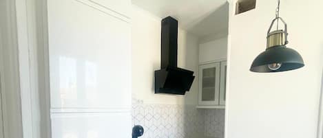Microwave, stovetop