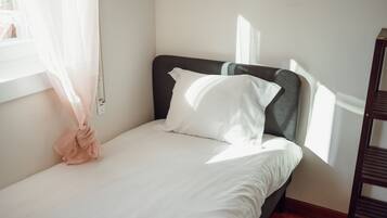 4 間睡房、熨斗/熨衫板、免費 Wi-Fi、床單