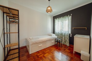 4 chambres, fer et planche Ă  repasser, Wi-Fi gratuit, draps fournis