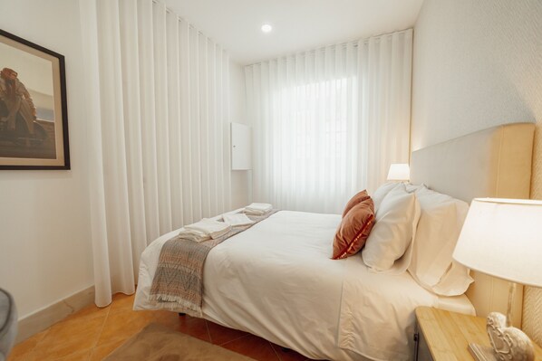 2 soverom, strykejern/-brett, wi-fi (inkludert) og sengetøy