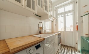 Fridge, microwave, oven, dishwasher