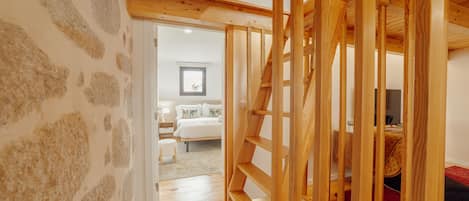 1 多间卧室、熨斗/熨衣板、免费 WiFi、床单