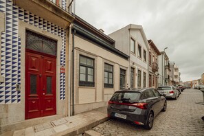 Exterior - CITY CENTER COMFORT APARTMENT B by VACATIONY (Oporto)