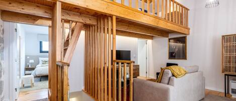 1 habitación, tabla de planchar con plancha, wifi gratis y ropa de cama