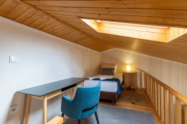 1 غرفة نوم ومكواة/لوح كي وواي فاي مجانًا وملاءات أسرّة