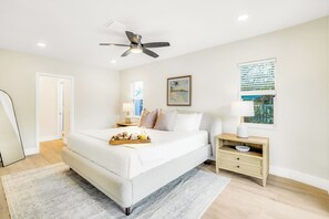4 bedrooms, desk, iron/ironing board, travel cot