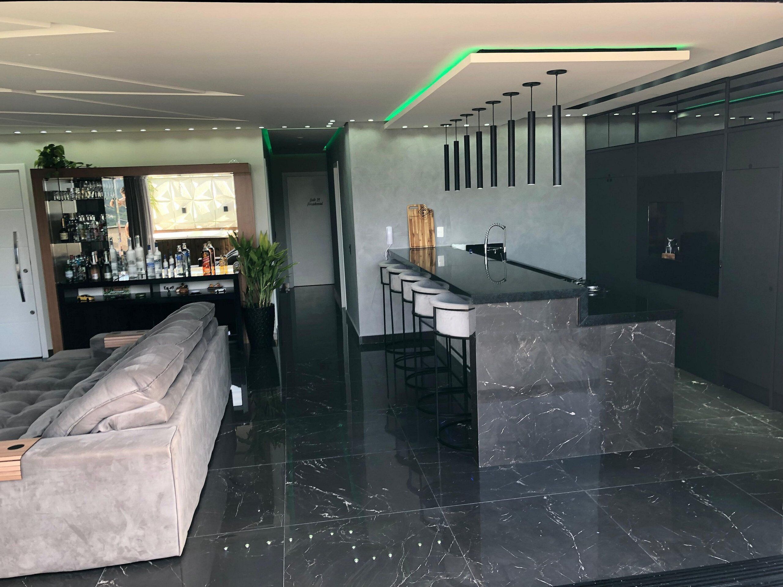Apartment | Bar (on property)