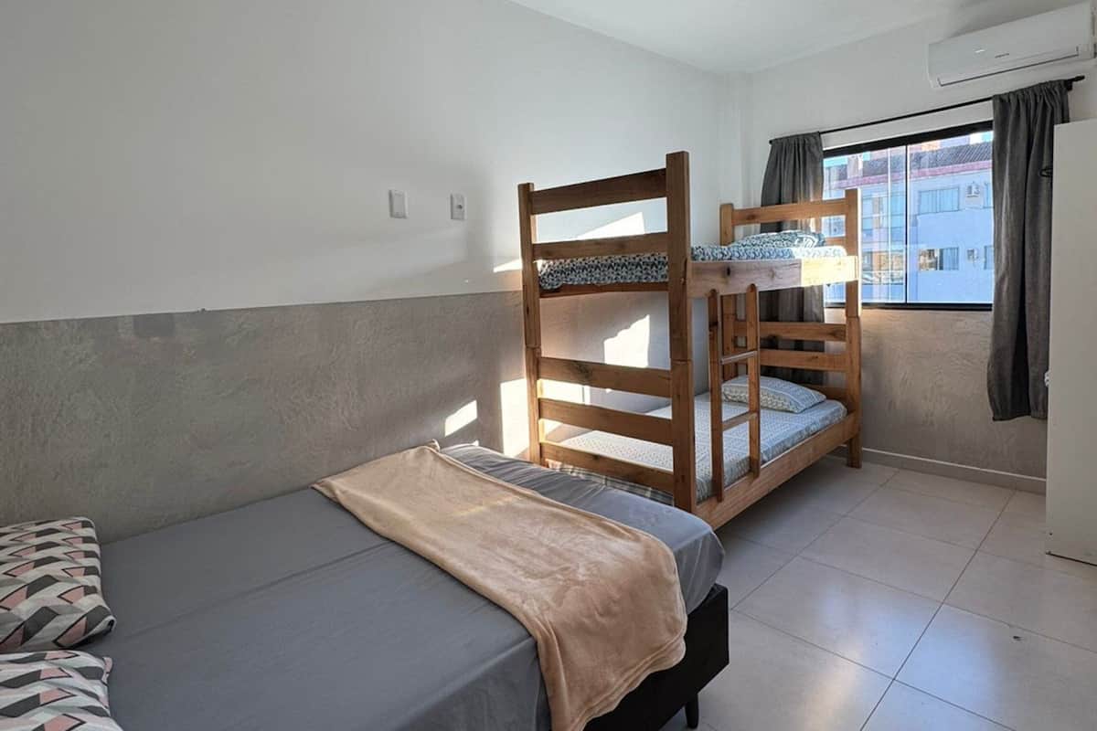 Appartement | Wi-Fi gratuit, draps fournis