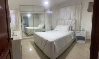 Cortinas blackout, sistema de insonorización y wifi gratis 