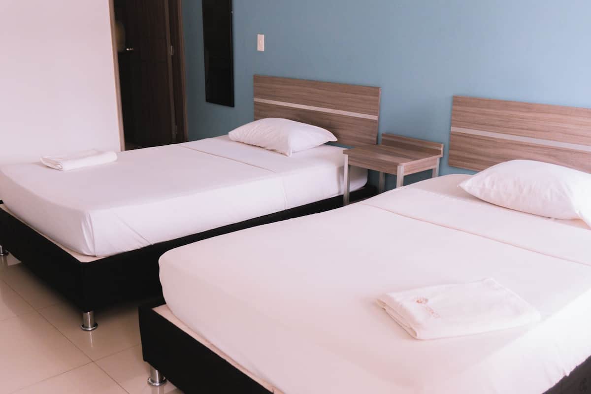 Double or Twin Room | Desk, laptop workspace, iron/ironing board (on request), WiFi (free)