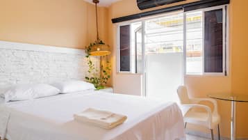 Desk, laptop workspace, iron/ironing board, free WiFi