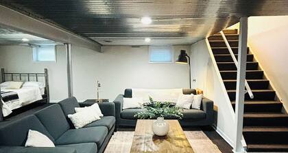 4-bedroom house in marvelous Speedway close to Downtown &IMS