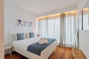 2 quartos, ferros/tábuas de passar roupa, berço de viagem, Wi-Fi