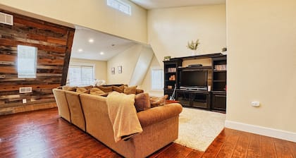 MountainTop Mega A Frame Chalet with Hot Tub