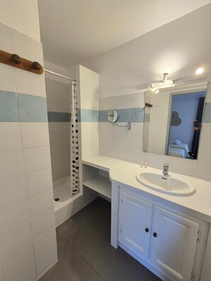 Assecador de cabells i tovalloles 