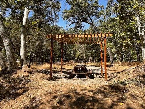 Tranquil Riverfront Studio