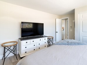 5 chambres, bureau, Wi-Fi, draps fournis