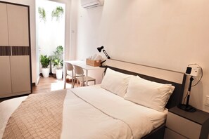 Studio Classic - 1 queensize-säng - privat badrum | Mörkläggningsgardiner, strykjärn/strykbräda och gratis wi-fi