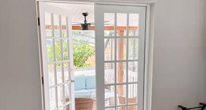 Charming 2-bedroom cottage in Key Largo near Pennekamp