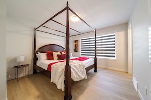 3 habitaciones, tabla de planchar con plancha, wifi y ropa de cama