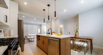 RusticModern3CornerSuite | KingBED | Parking | WEM | wifi