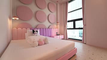 Blackout curtains, soundproofing, free WiFi, bed sheets