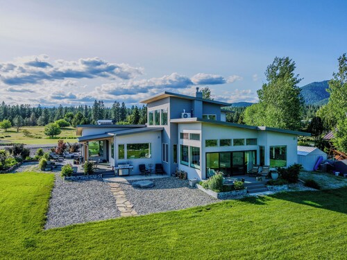Luxury Home on the Kootenai River with Panoramic Cabinet Mountain Views