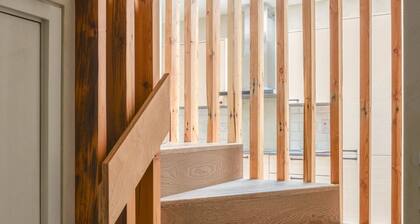 GuestReady Essential - Modern home with garden