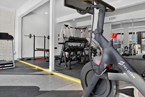 Fitness facility - Chic Stay World Cup Free Parking Extended Stays (Dallas)