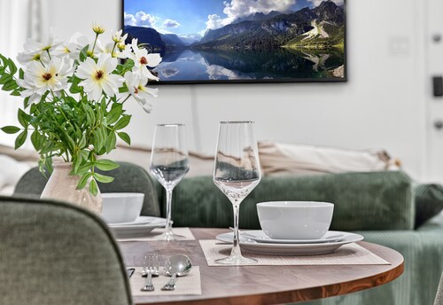 Chic Stay World Cup Free Parking  Extended Stays