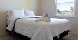 5 Schlafzimmer, Bügeleisen/Bügelbrett, WLAN, Bettwäsche