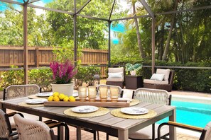 Outdoor dining