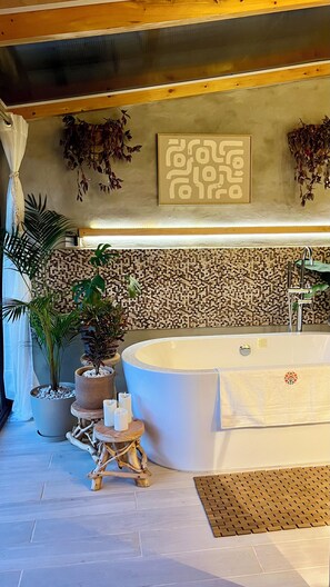 Bathroom - Los Naranjos Town Houses (Los Naranjos)