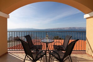 Property grounds - Comfy Apartment With Panoramic Sea View, Senj, Croatia (Senj)