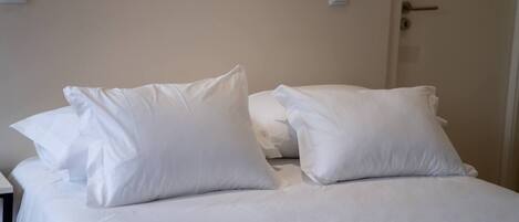 1 sovrum, strykjärn/strykbräda, wi-fi och sängkläder