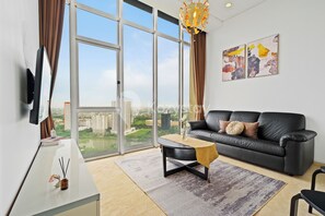 Appartement, 2 chambres, vue ville | Coin séjour