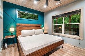 3 bedrooms, iron/ironing board, travel cot, WiFi - The Haven at Emerald Springs (Sevierville)