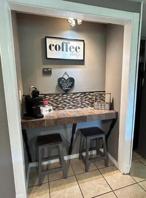 Interior - Midtown Escape (Hattiesburg)