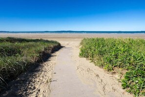 On the beach - Welcome to - Family Tides! (Mulambin)