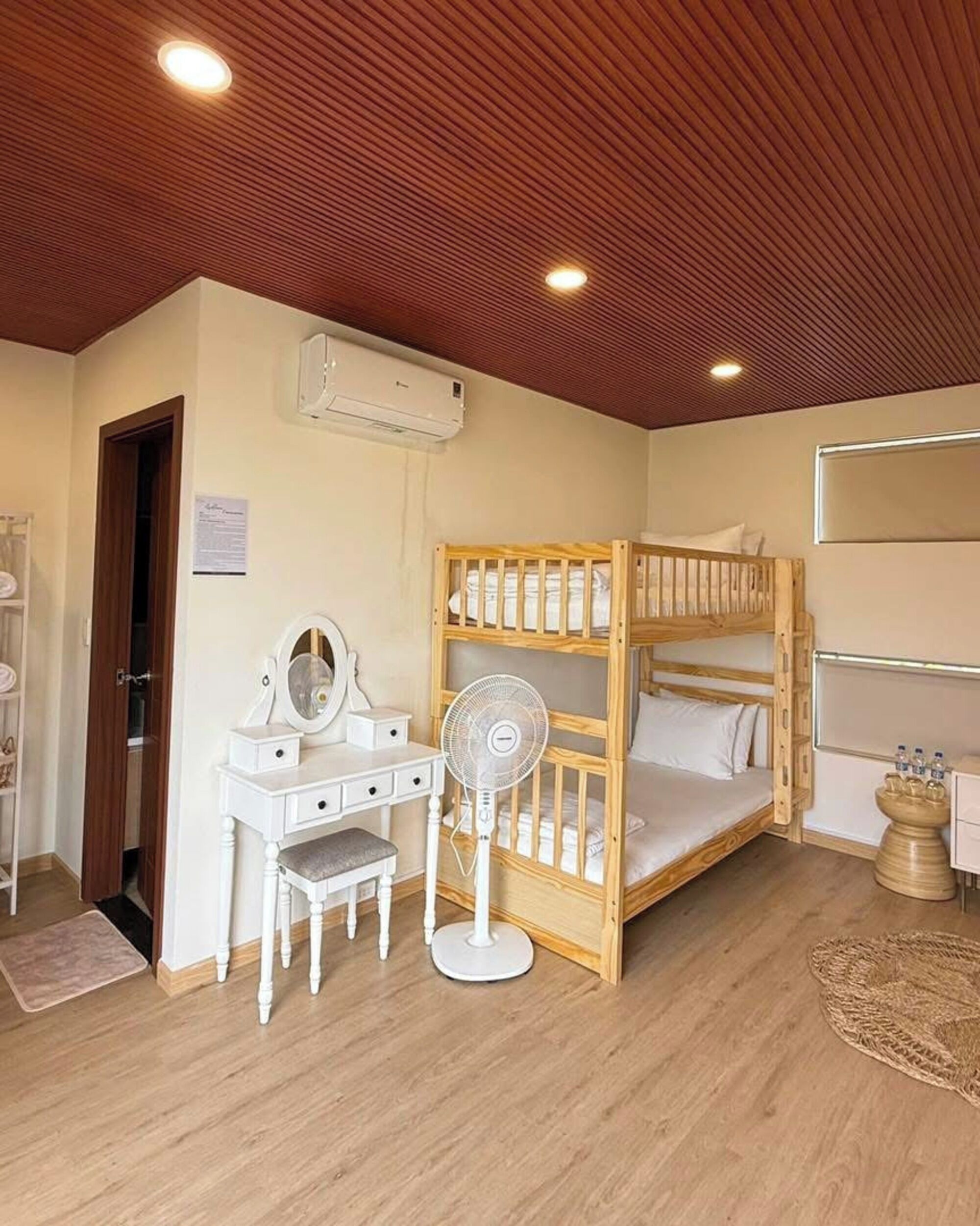 Basic Shared Dormitory, Sea View | Desk, soundproofing, free WiFi