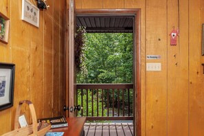 Interior - Private w Screened Porch, Deck & Pet-Friendly! (Luray)