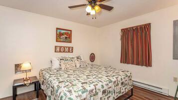 2 bedrooms, iron/ironing board, WiFi, bed sheets