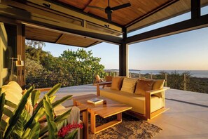Terrace/patio - Skai Makai Nosara - Ocean View and Walk to Beach (Nosara)