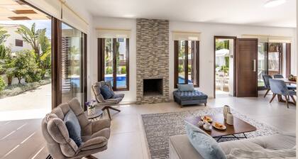 Ayia Napa Luxury Seaside Villa Ionion H15