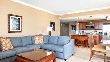 Leilighet (3 Bedrooms) | Oppholdsrom | TV