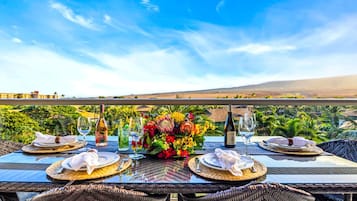 Kondominium (4 Bedrooms) | Teras/patio